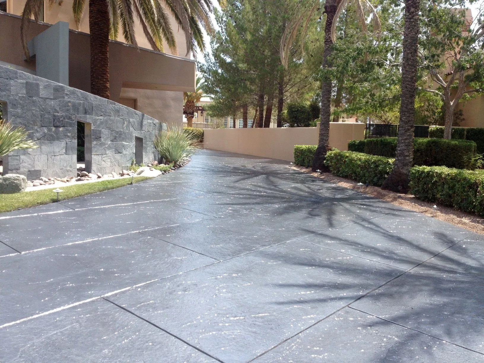 Concrete Overlay — Commercial Palms