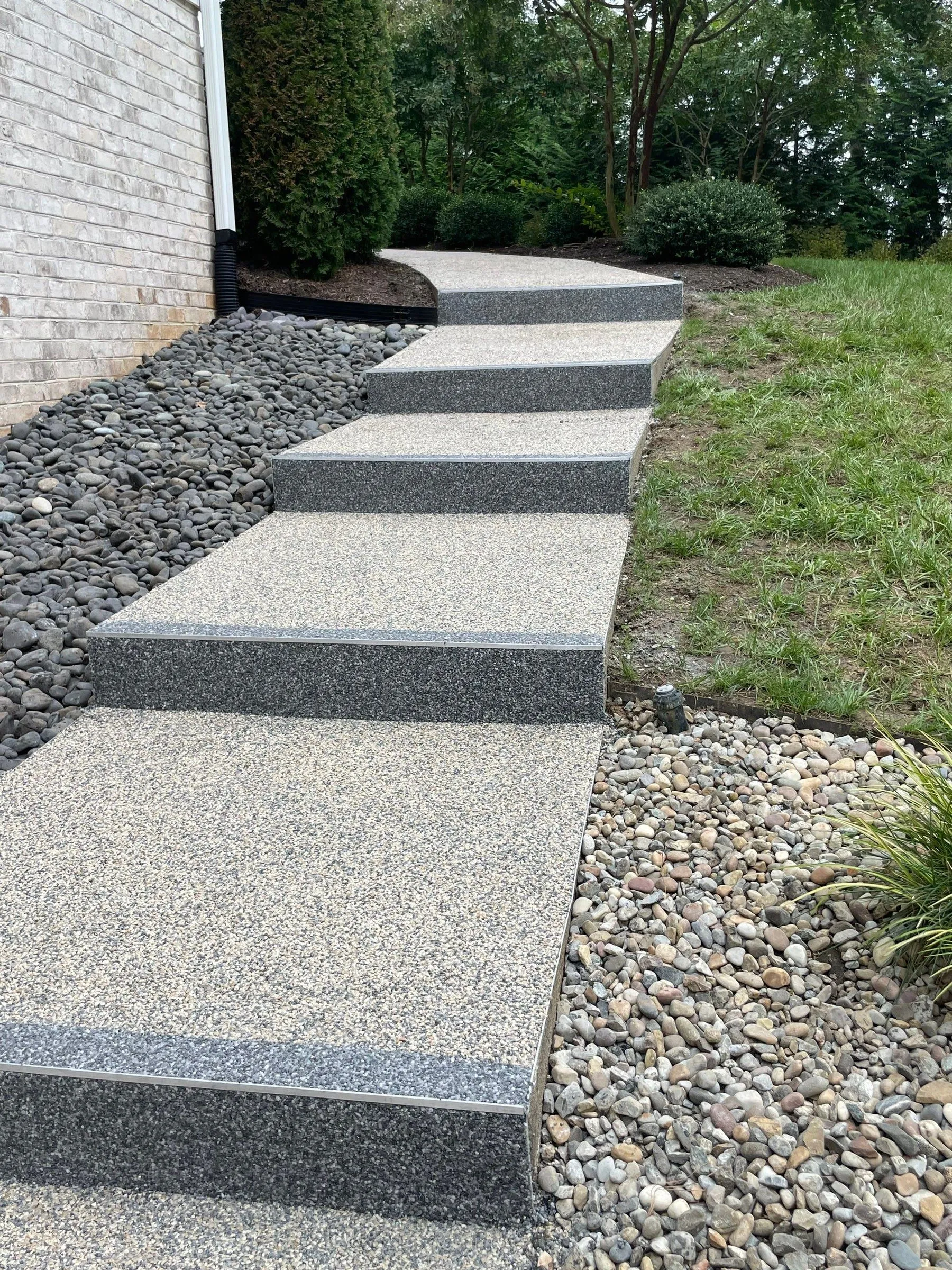 VubaStone Steps — Two-Tone Contrast